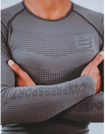 On/Off Base Layer LS Top M - BLACK